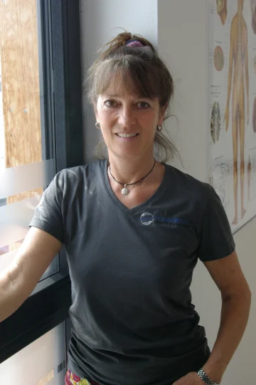 Claudia Wulferding Physiotherapeutin in unserer Physiotherapiepraxis Handwerk in Seeg